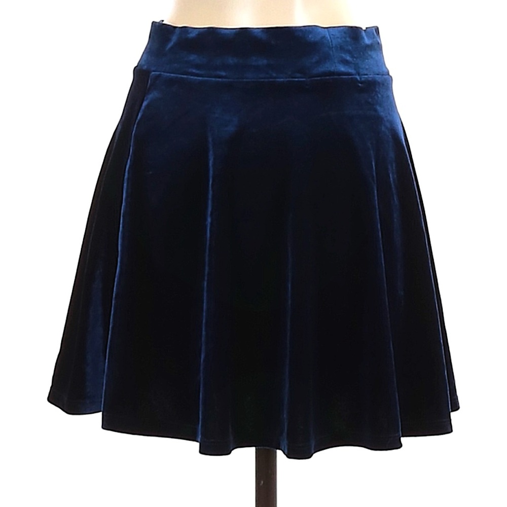 NWOT Luxe Velvet Skater Mini Skirt